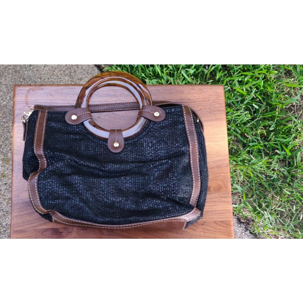 Relic Brand Purse - Picture 2 of 3